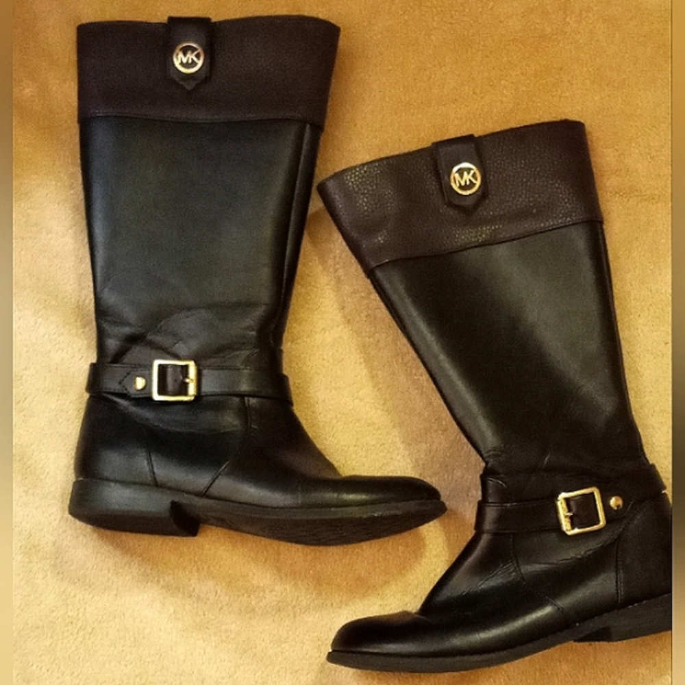 Michael Kors little girls size 3 two-tone brown and black riding style boots.